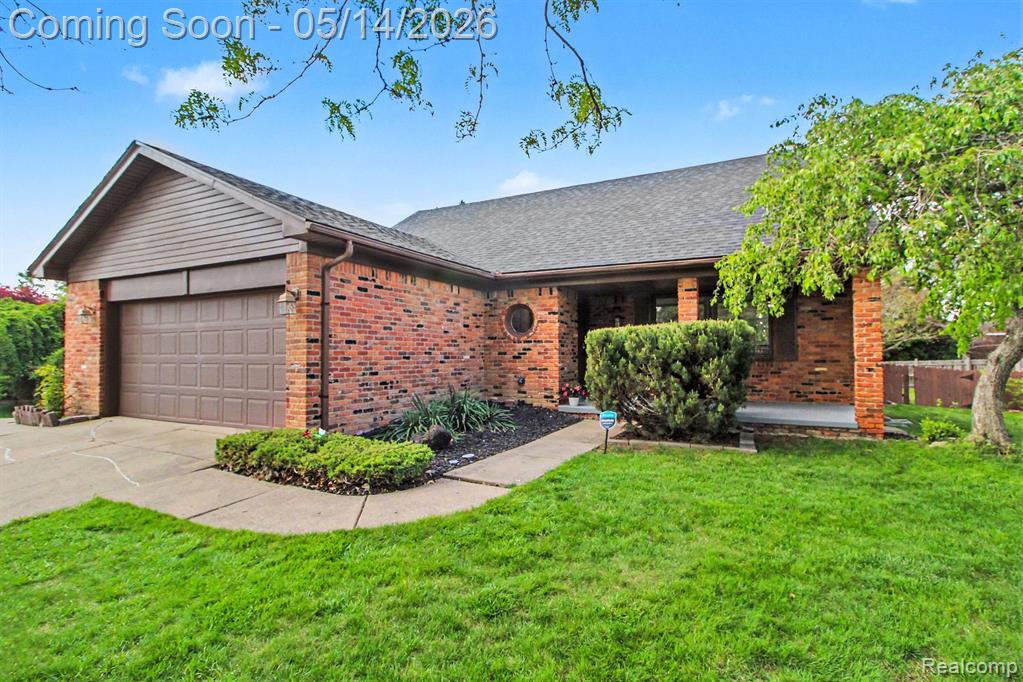 45440 Holmes Drive, Canton, MI 48187 — Photo 3