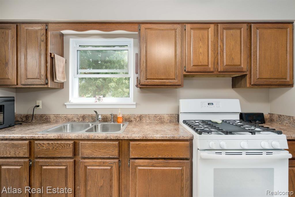 5067 Walker Road, Davison, MI 48423 — Photo 24
