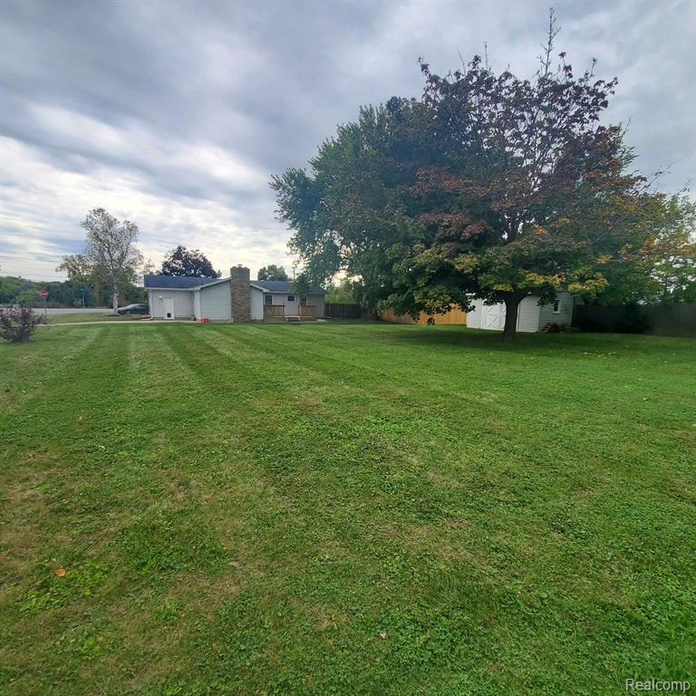4359 E HILL Road, Grand Blanc, MI 48439 — Photo 4