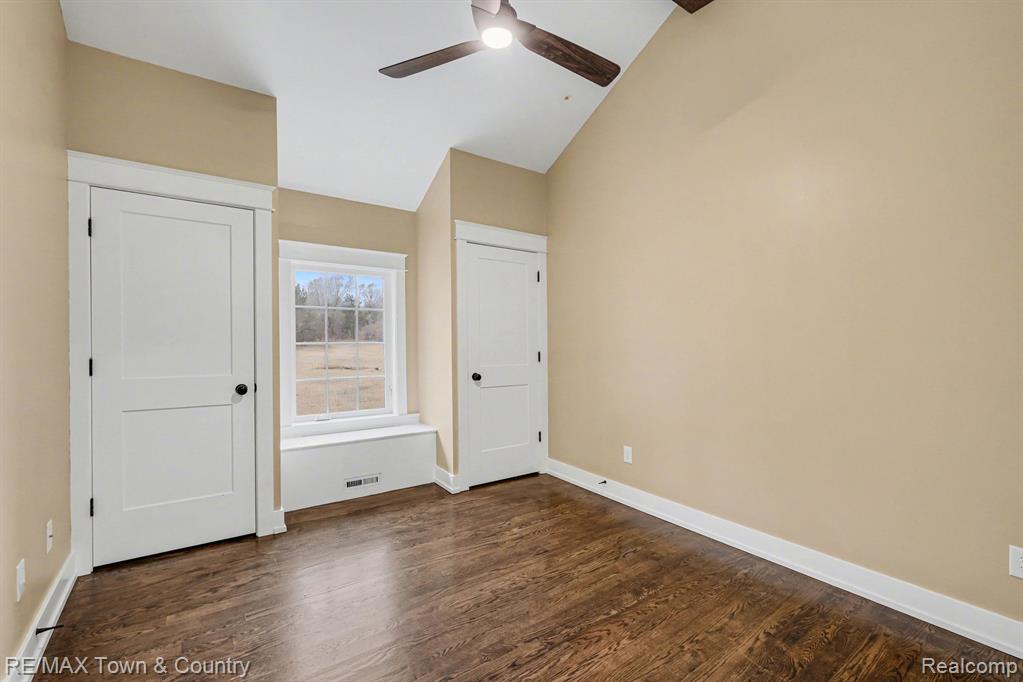 1282 N Van Vleet Road, Flushing, MI 48433 — Photo 16