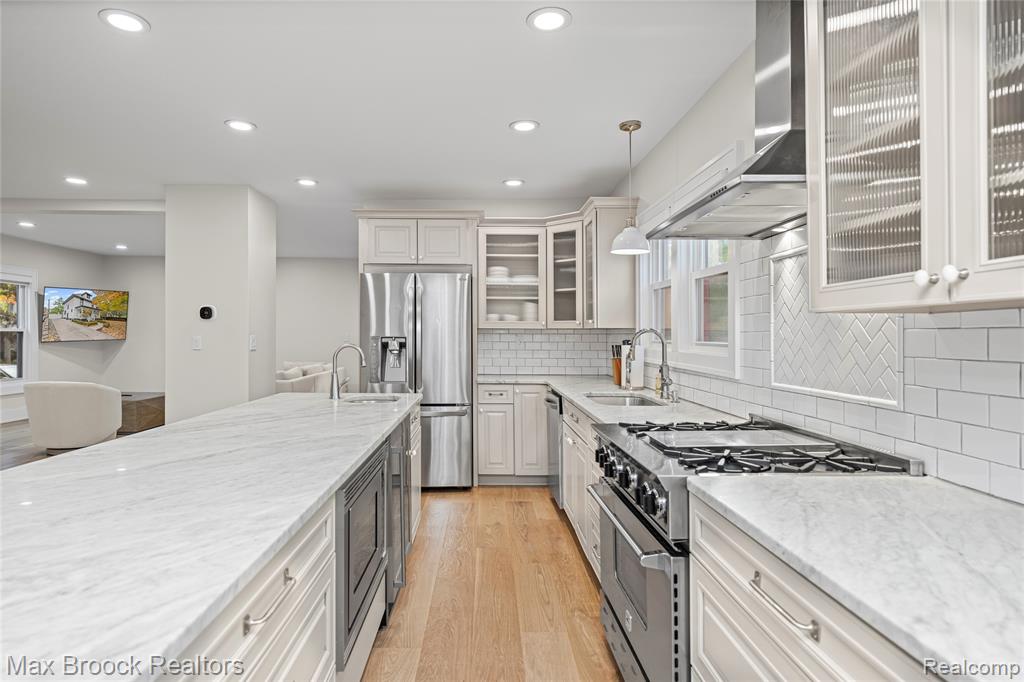 967 Ann Street, Birmingham, MI 48009 — Photo 19