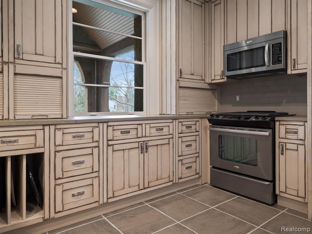 26565 SCENIC, Franklin, MI 48025 — Photo 58