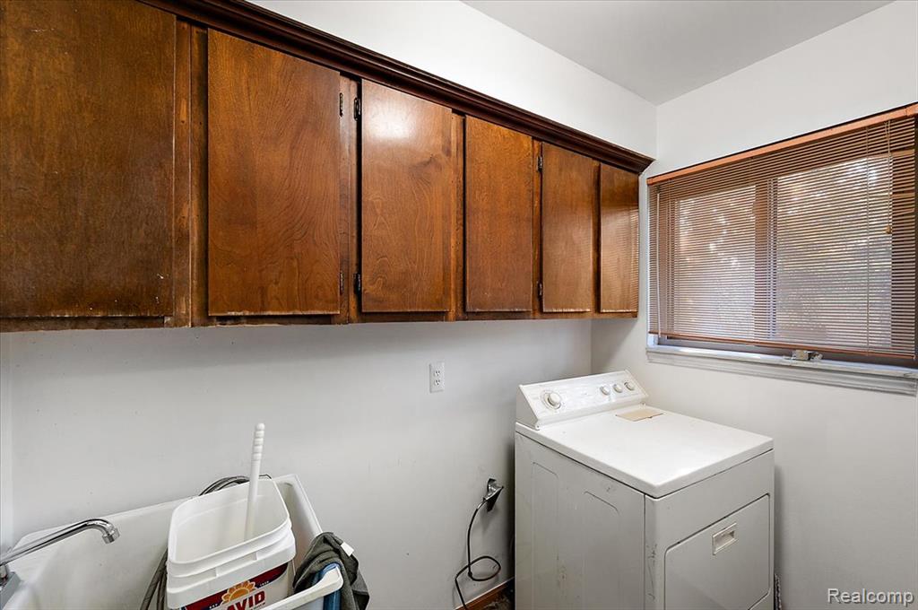48156 Virginia Court, Macomb, MI 48044 — Photo 21