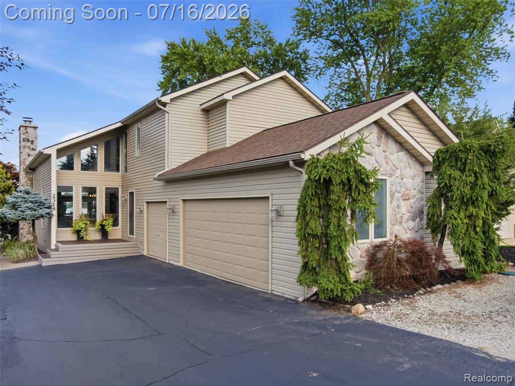 2314 N Duck Lake Road, Highland, MI 48356 — Photo 8