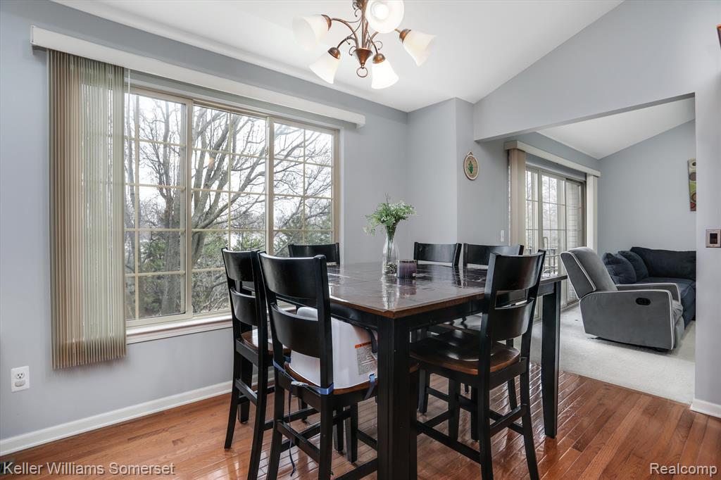 45918 DUTTON Drive, Macomb, MI 48044 — Photo 10