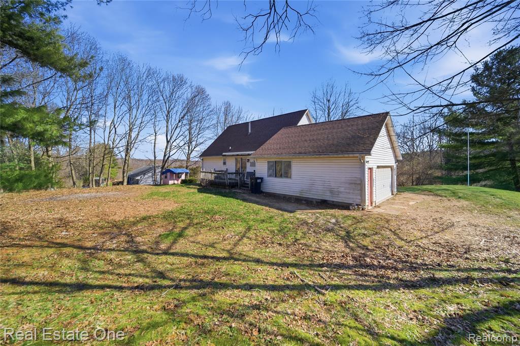 11458 College Avenue, Pinckney, MI 48169 — Photo 19
