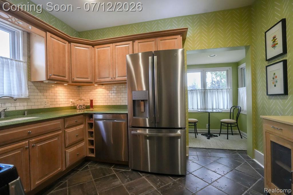 545 Eureka Road, Wyandotte, MI 48192 — Photo 23