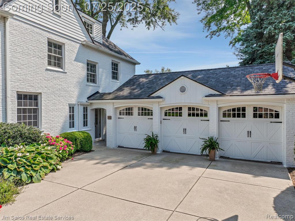 51 Lochmoor Boulevard, Grosse Pointe Shores, MI 48236 — Photo 47