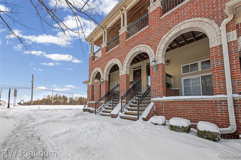 3996 Forester Boulevard, Auburn Hills, MI 48326 — Photo 2