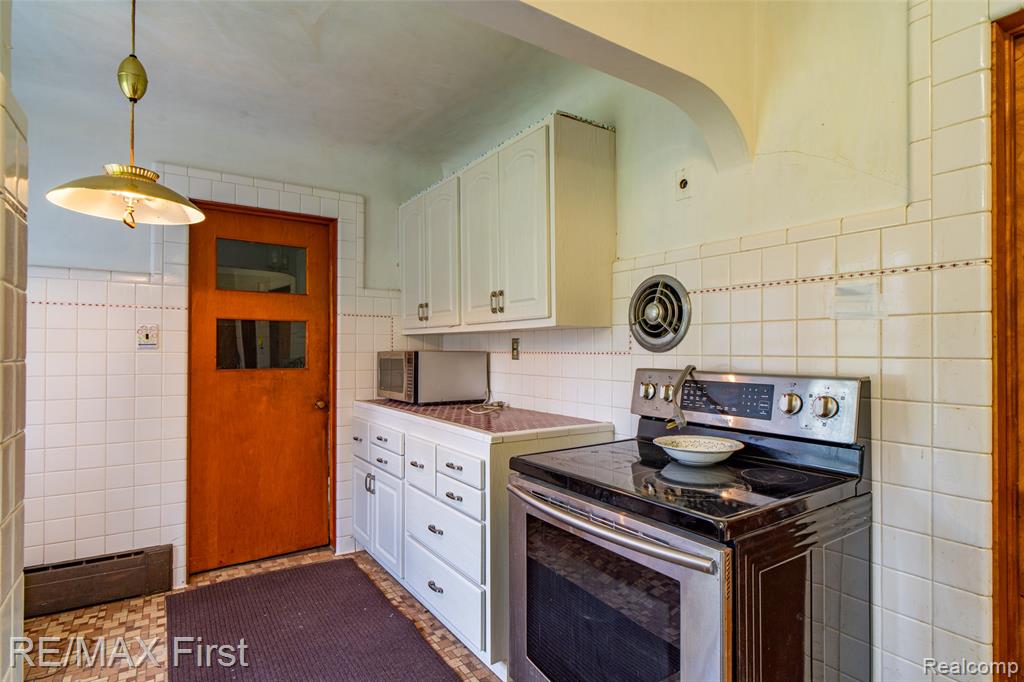 17397 Millar Road, Clinton Twp, MI 48036 — Photo 41