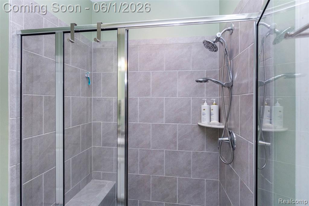 2589 Oxford Circle, Ann Arbor, MI 48103 — Photo 23
