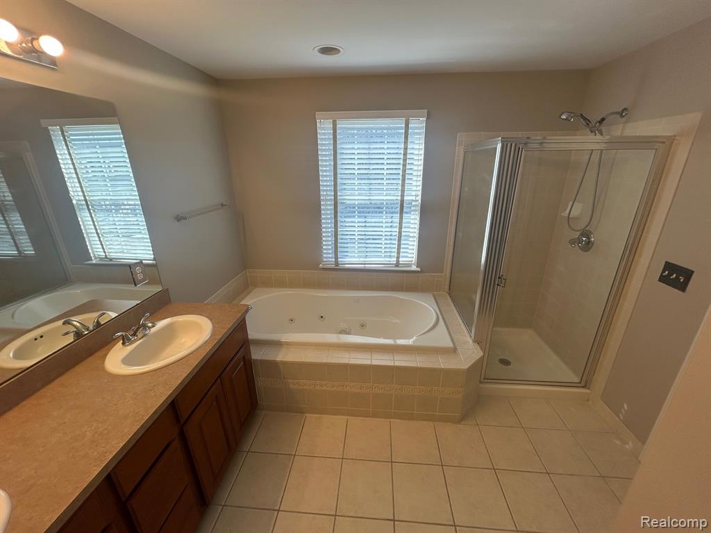 42567 Whitman Way, Novi, MI — Photo 27