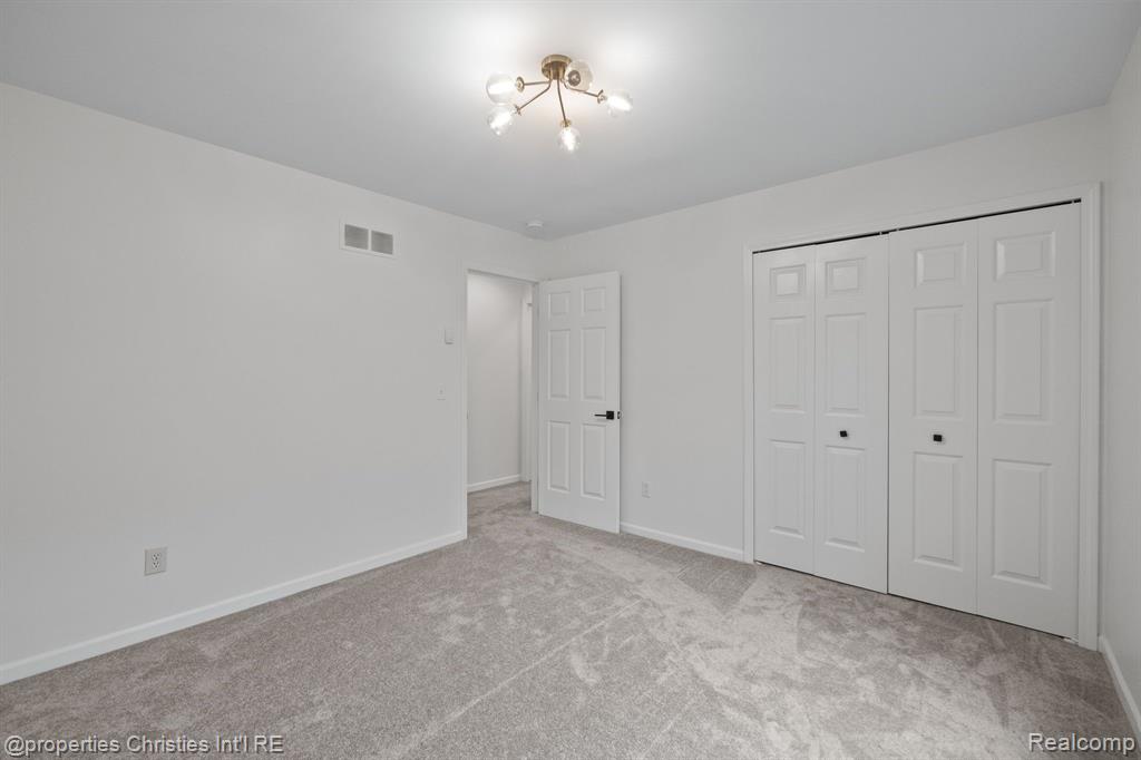 54582 CABRILLO Drive, Macomb, MI 48042 — Photo 24