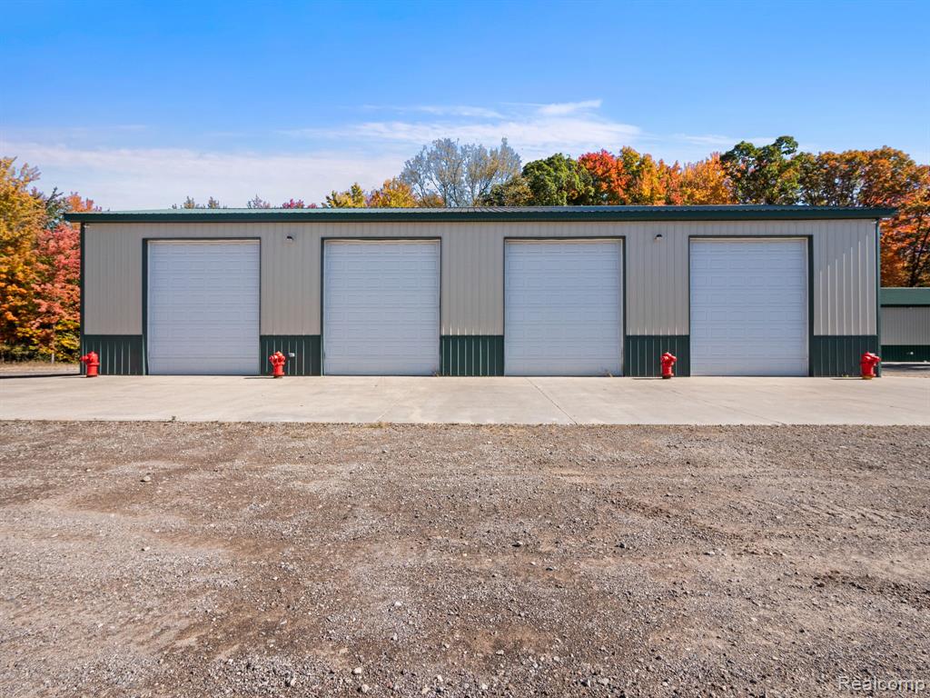 2160 E Jones Road, Howell, MI 48855 — Photo 90