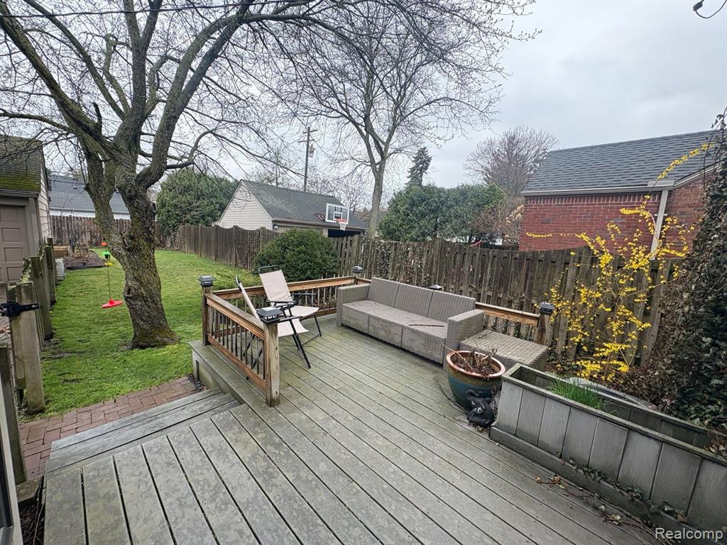 409 Belanger Street, Grosse Pointe Farms, MI 48326 — Photo 30