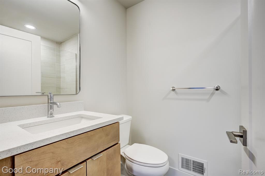 812 Irving Avenue, Royal Oak, MI 48067 — Photo 61