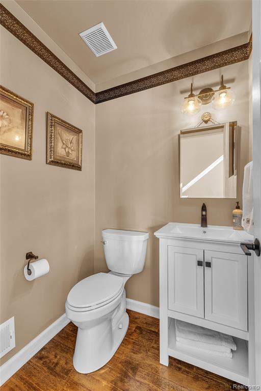 944 S Parkwood Drive, South Lyon, MI 48178 — Photo 30