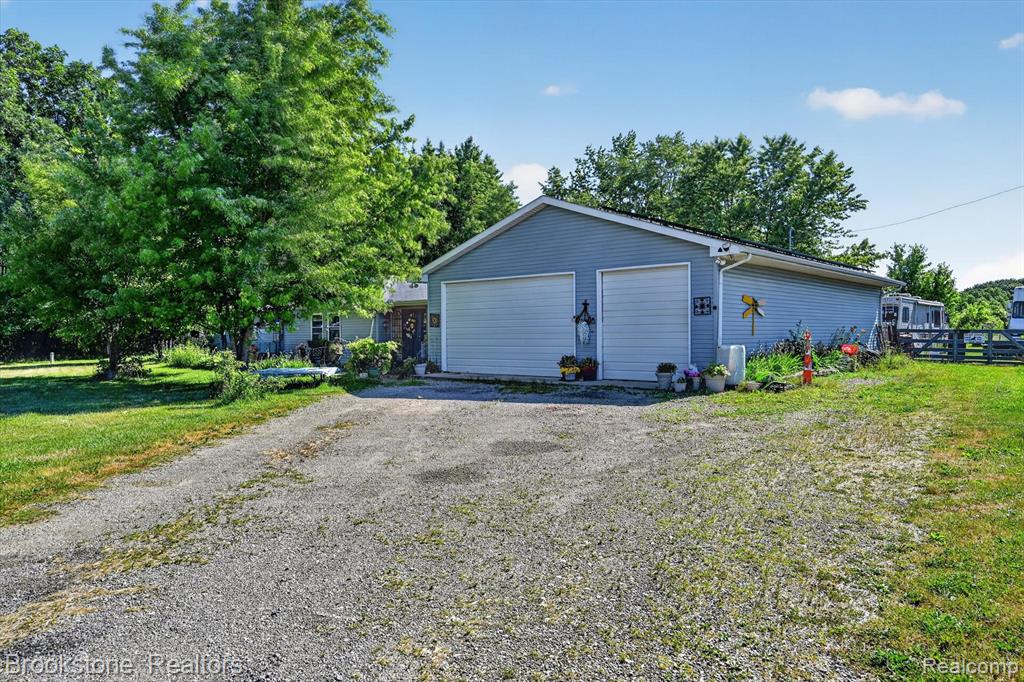 9300 Head O Lake Road, Ottawa Lake, MI 49267 — Photo 2