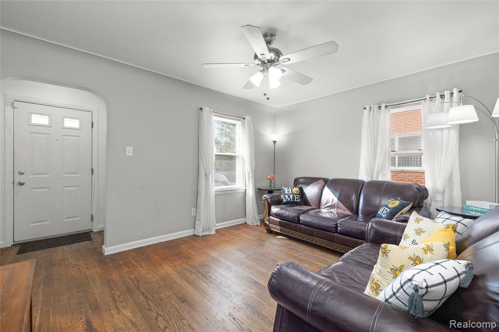 4964 Kenilworth Street, Dearborn, MI 48126 — Photo 8