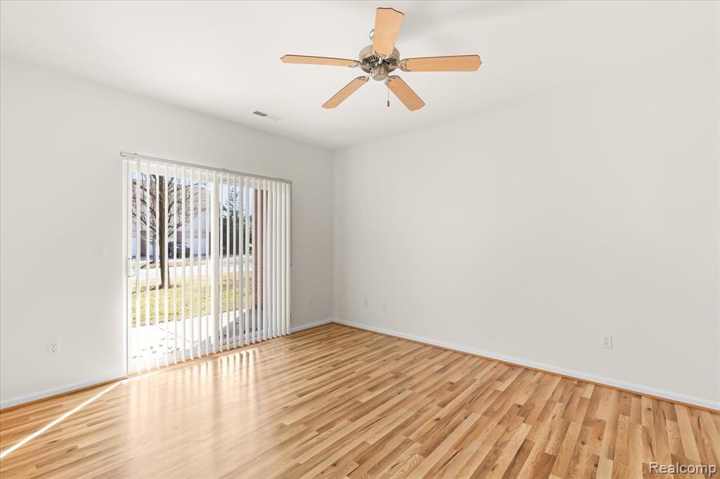 17104 Chesapeake Circle, Walled Lake, MI 48390 — Photo 11
