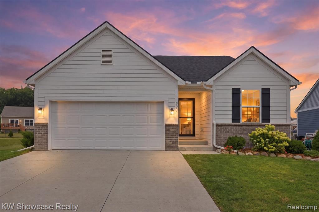8855 Somerset Lane, Ypsilanti, MI 48198