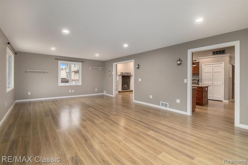 25714 BUCKMINSTER Drive, Novi, MI — Photo 7