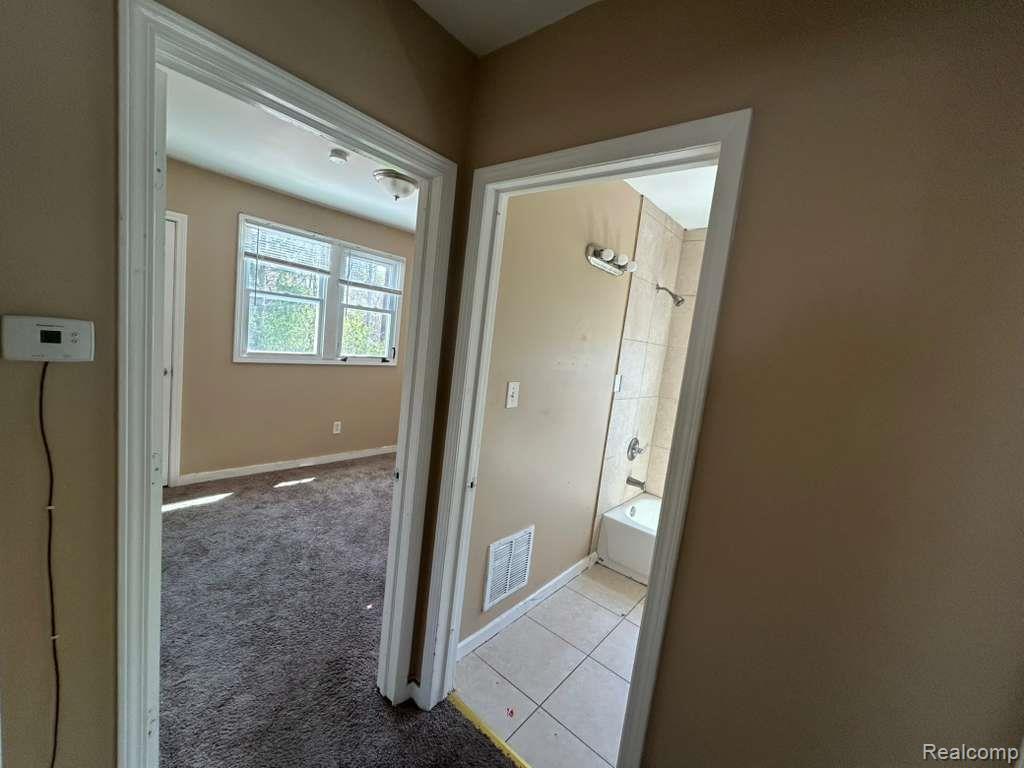 6078 Plainview Avenue, Detroit, MI 48228 — Photo 6