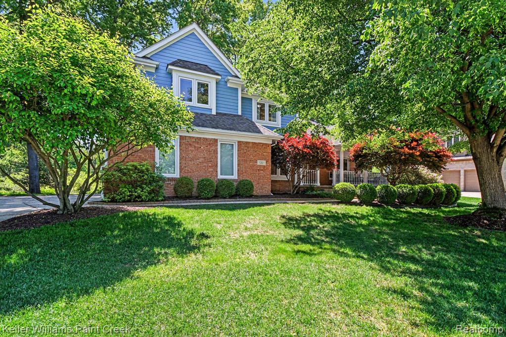 1091 American Elm Street, Lake Orion, MI — front exterior