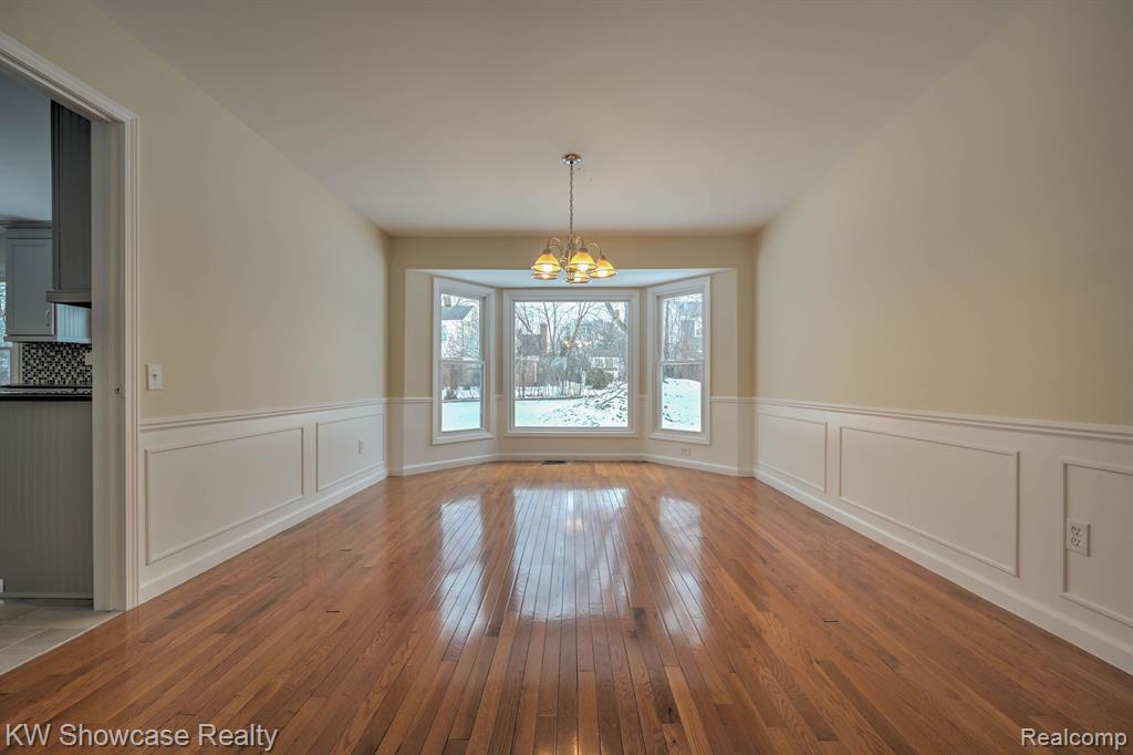 4238 STILL MEADOW Lane, West Bloomfield, MI 48323 — Photo 9