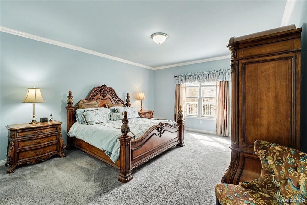 10229 Edgewood Drive, Grand Blanc, MI 48439 — Photo 13