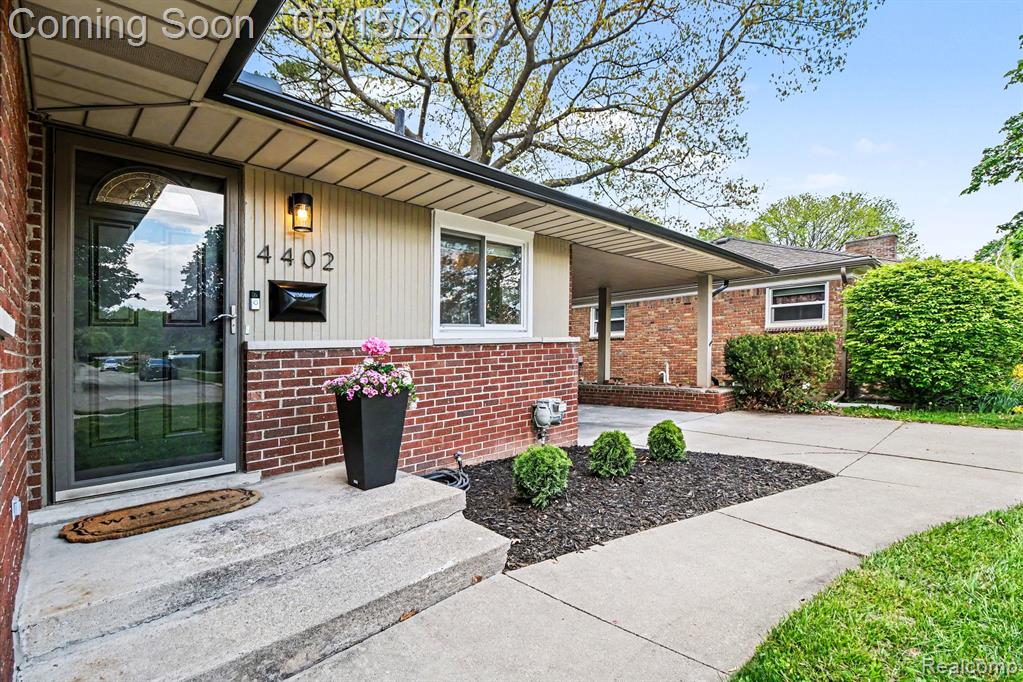 4402 Buckingham Road, Royal Oak, MI 48073 — Photo 4
