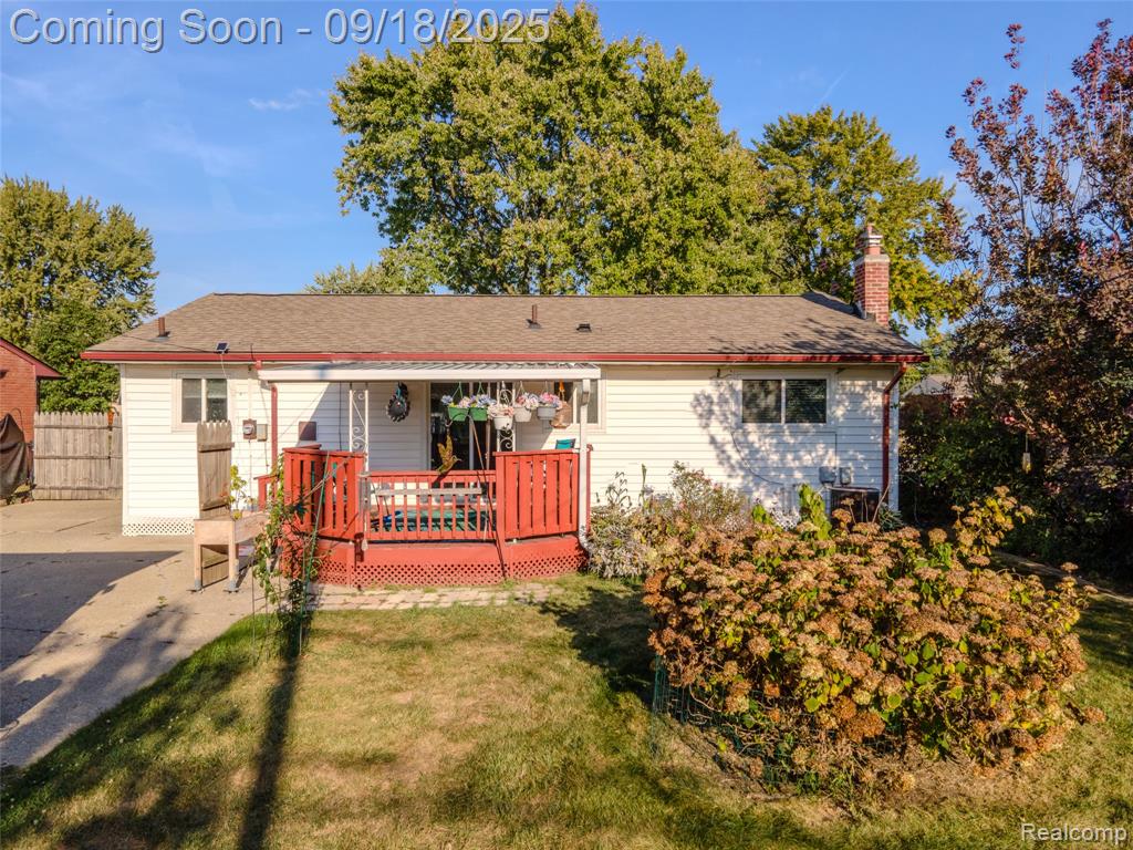43629 Vivian Drive, Sterling Heights, MI 48313 — Photo 34