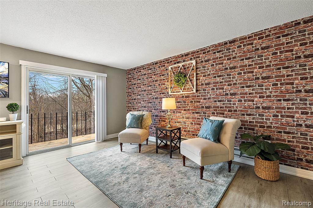 5299 Highland Road, 202, Waterford, MI 48327 — Photo 6