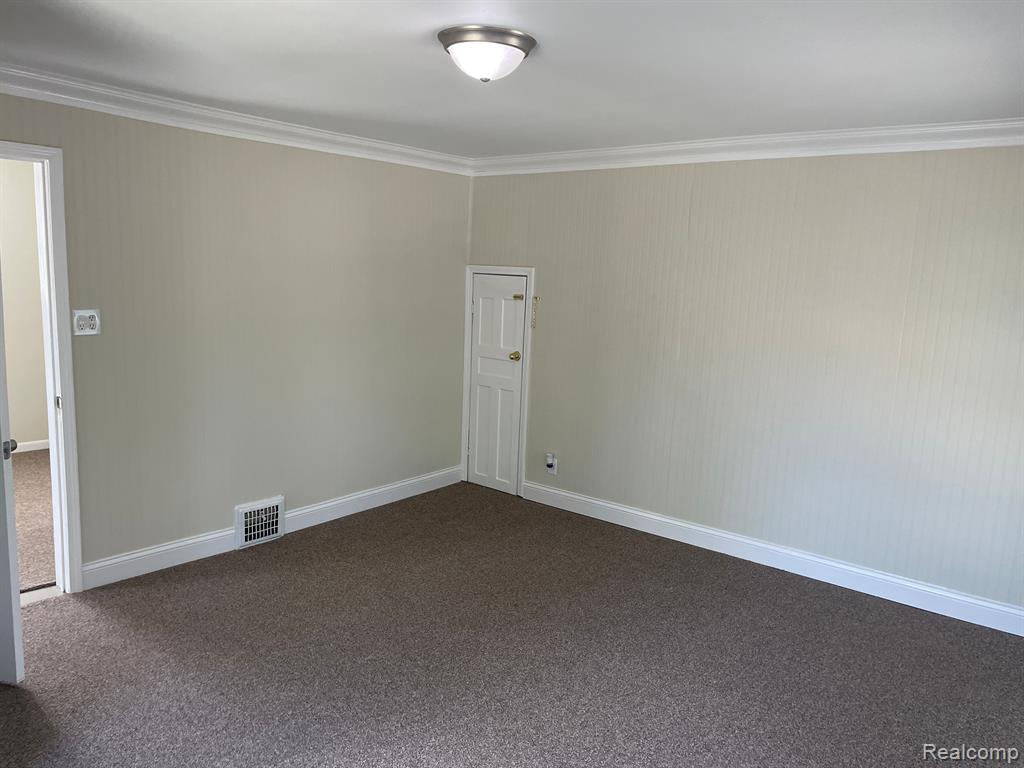 32 EAST Street, Oxford, MI 48371 — Photo 20