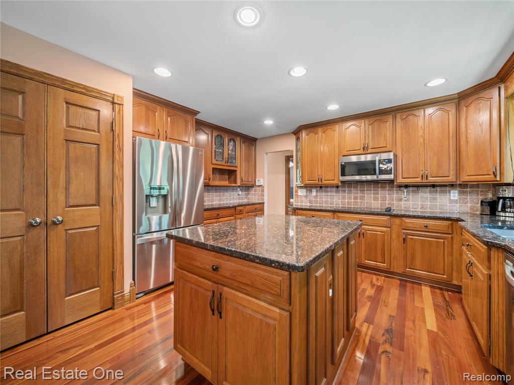 5336 Kensington Road, Brighton, MI 48114 — Photo 20