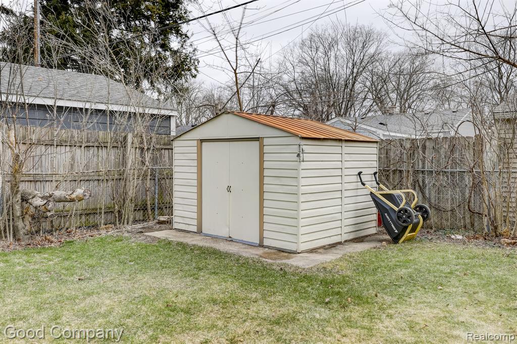 602 N Vermont Avenue, Royal Oak, MI 48067 — Photo 48