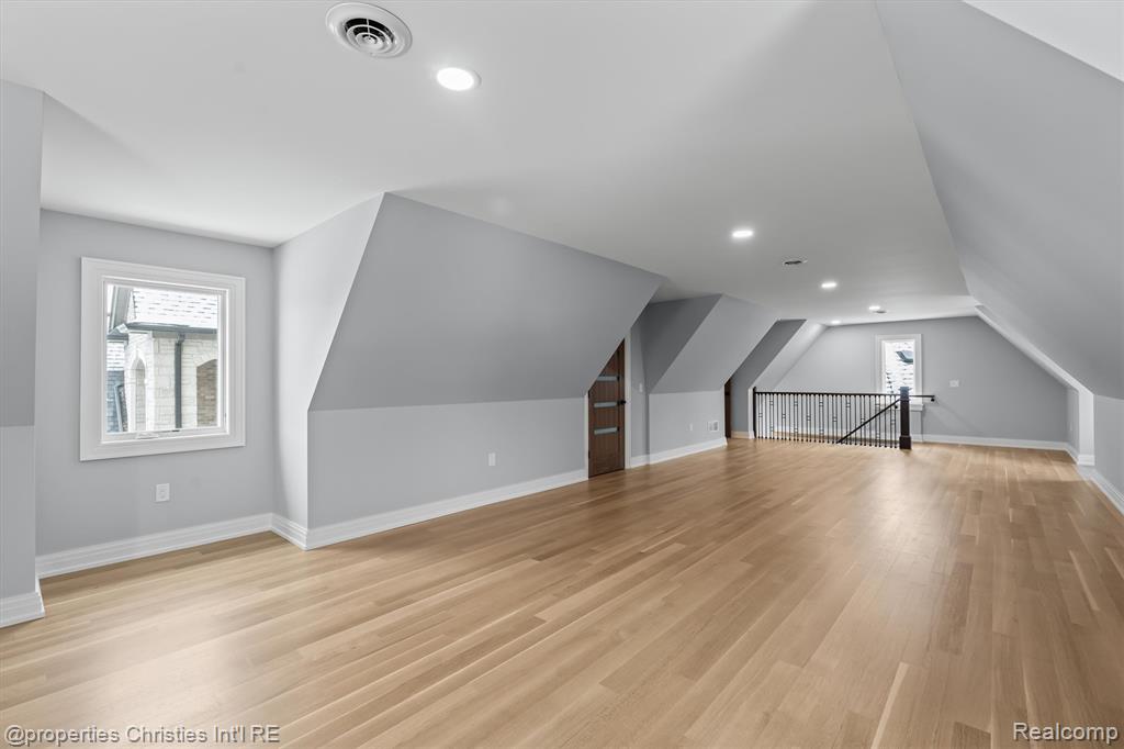 3080 Chickering Court, Bloomfield Hills, MI 48302 — Photo 63