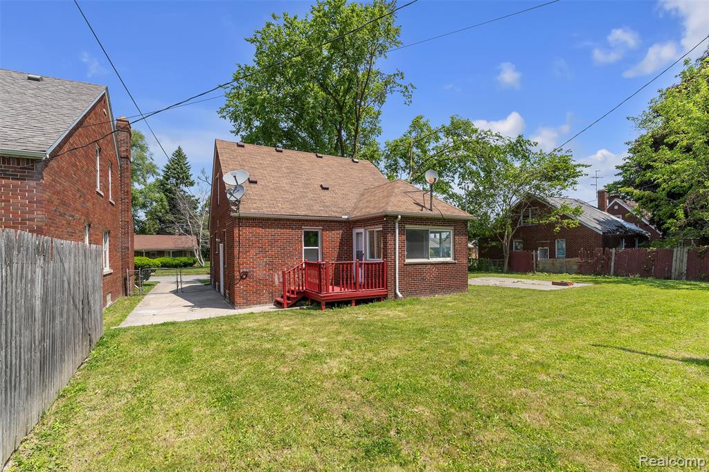 8310 Sirron Street, Detroit, MI 48234 — Photo 39