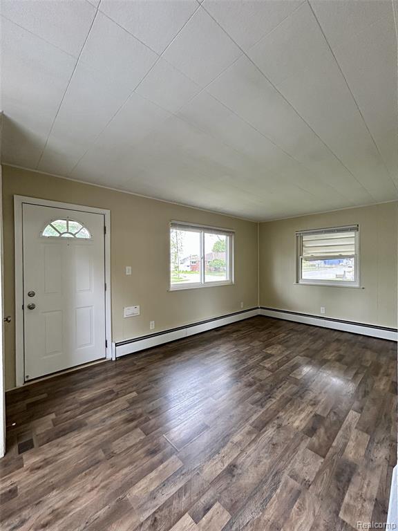 555 Antoine Street, Wyandotte, MI 48192 — Photo 3
