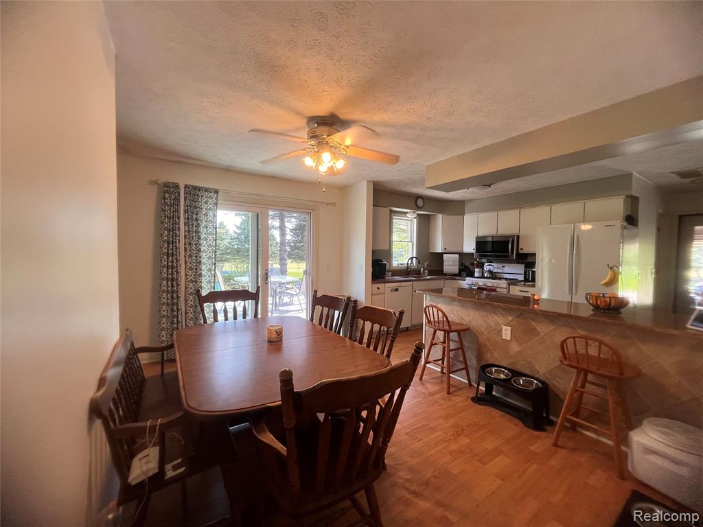 6126 Green Court, Chelsea, MI 48118 — Photo 38
