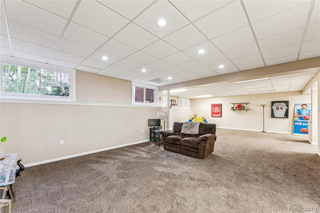 5812 Pine Breeze Drive, Clarkston, MI — Photo 26