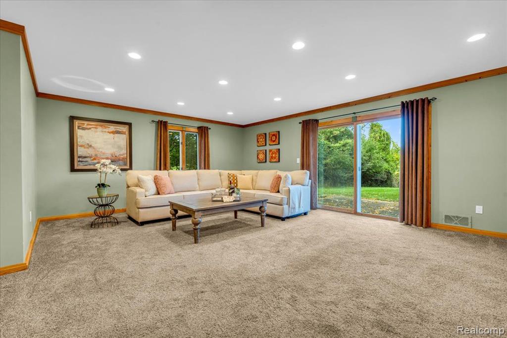 4316 PINE TREE Trail, Bloomfield Hills, MI 48302 — Photo 25