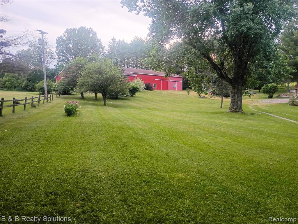 5544 Piersonville Road, Columbiaville, MI 48421 — Photo 45
