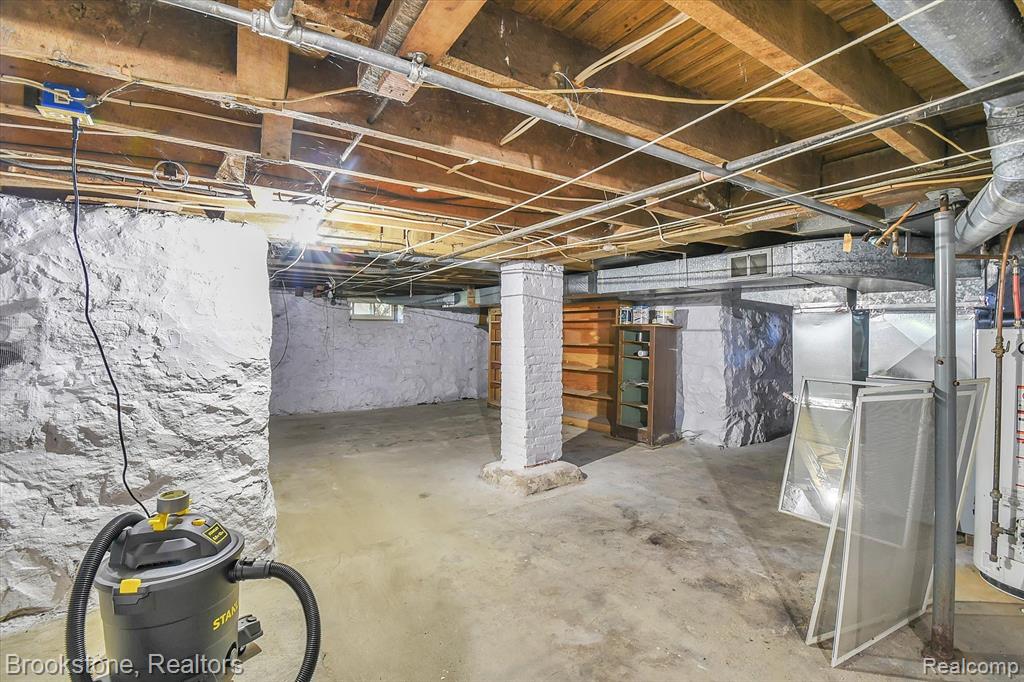 10150 Easton Road, New Lothrop, MI 48460 — Photo 27