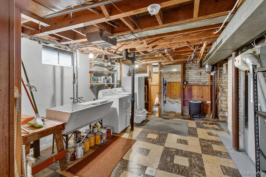 17706 Centralia, Redford, MI 48240 — Photo 33