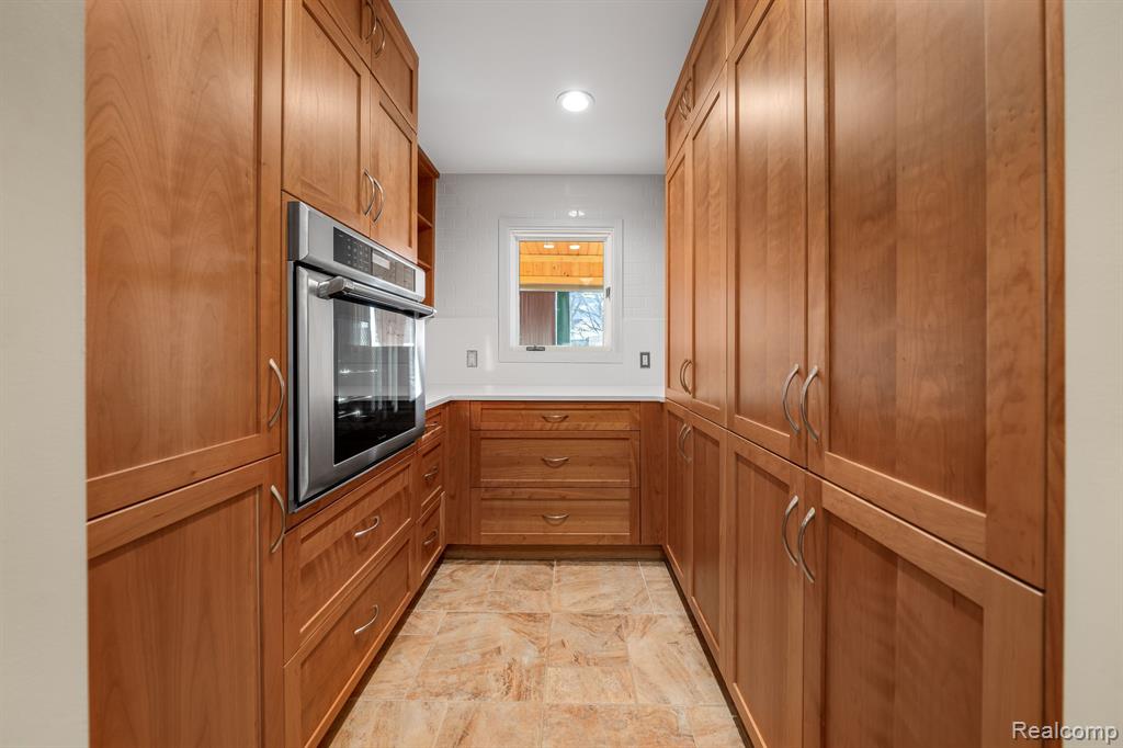 4190 AQUARINA Street, Waterford, MI 48329 — Photo 14