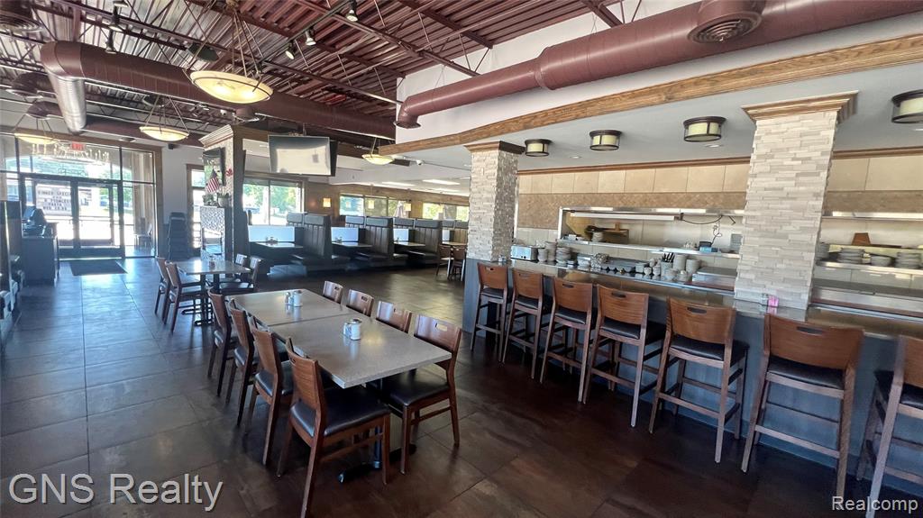 3364 Rochester Rd, Troy, MI 48083 — Photo 12