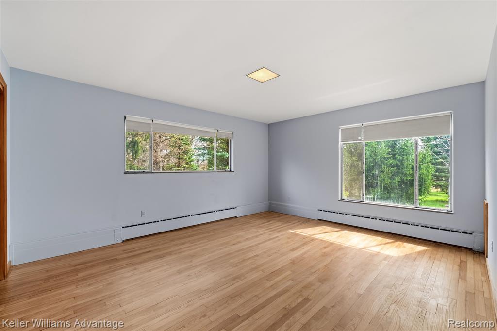 34550 Freedom Road, Farmington, MI 48335 — Photo 23