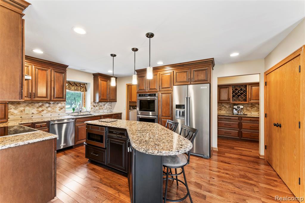 6541 E Ridge Court, Brighton, MI 48116 — Photo 20