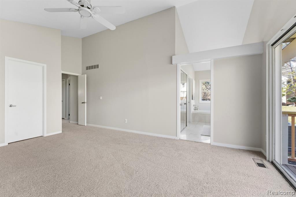 7533 Danbury Drive, West Bloomfield, MI — Photo 18